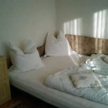 Strandnahe Erdgeschosswohnung Pferde-taxi By Interhome Apartment *